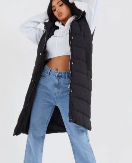 Women`s long sleeveless jacket